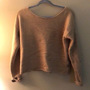 Sweater, small hole in sleeve